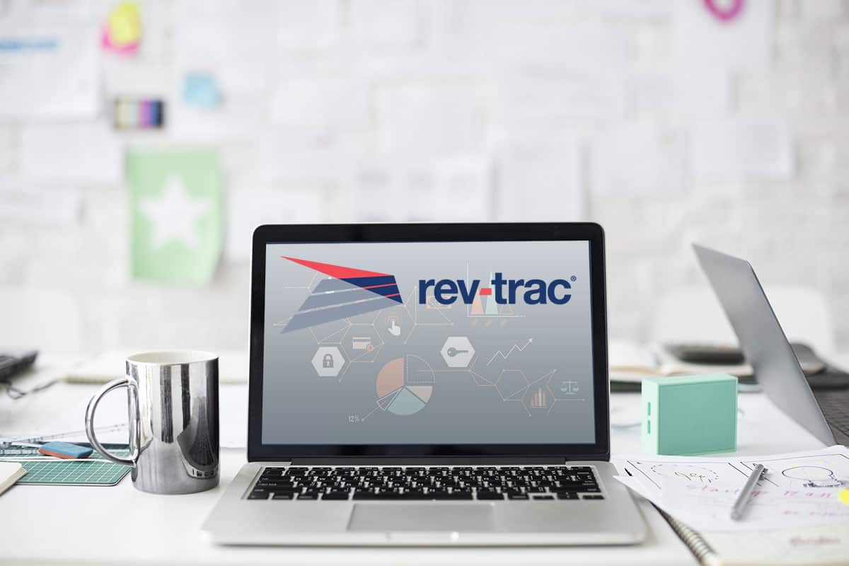 Vídeo de demostración de Rev-Trac en un ordenador portátil
